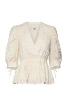 Pailin Top Cream Twist & Tango