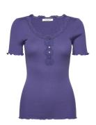 Rwbeatha Ss Regular W Button T-Shir Purple Rosemunde