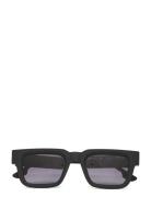 Victor Carbon Black Komono