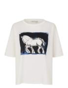 Madoreann White Masai