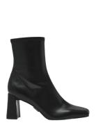 Hurst Black Steve Madden
