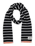 Yota Grafenau Scarf Navy Mads Nørgaard