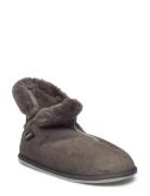 Oskar Tofflor Grey Shepherd