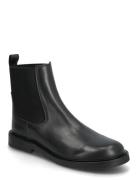 Booties - Flat - With Elastic Black ANGULUS