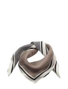 Sc-Chantel Brown Soyaconcept