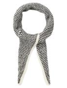 Grafine Tria Scarf Black Becksöndergaard