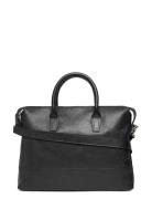 Taylor Black Saddler