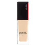 Shiseido Synchro Skin Radiant Lifting Foundation 30 ml – 110