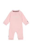 Baby Curved Monotype Coverall Pitkähihainen Body Pink Tommy Hilfiger