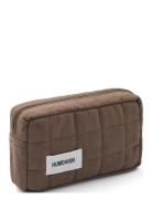 Pouch Toilettilaukut Brown Humdakin