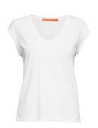 Cc Heart Basic V-Neck T-Shirt Tops T-shirts & Tops Short-sleeved White...