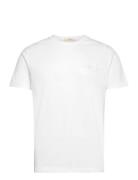 Slim Tonal Shield Pique Ss Tshirt Tops T-shirts Short-sleeved White GA...