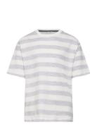 Printed Striped T-Shirt Tops T-shirts Short-sleeved Grey Mango