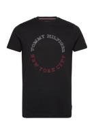 Monotype Roundle Tee Tops T-shirts Short-sleeved Black Tommy Hilfiger
