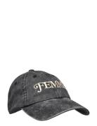 Femme Accessories Headwear Caps Grey Pica Pica