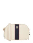 Th Legacy Camera Bag Bags Crossbody Bags Cream Tommy Hilfiger