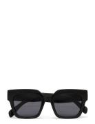 Angular Cat-Eye Sunglasses Neliönmuotoiset Aurinkolasit Black Monki