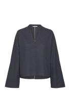 Nina V-Neck Linen Blouse Tops Blouses Long-sleeved Navy Ahlvar Gallery