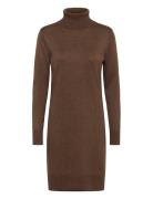 U6801, Milasz Rollneck Dress Polvipituinen Mekko Brown Saint Tropez