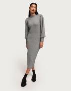 Only - Harmaa - Onlkatia L/S Puff Long Slit Dress E