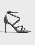 Nelly - Harmaa - Strappy Pointy Heel