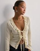 Gina Tricot - Beige - Frill top