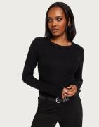 Selected Femme - Musta - Slfdianna Ls O-Neck Top Noos