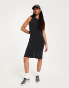 Only - Musta - Onlfree Life S/L Modal Dress Jrs