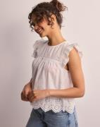 Only - Valkoinen - Onlsilla S/L Frill Top Wvn Noos