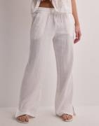 JDY - Valkoinen - Jdytheis Life Wide Slit Pant Wvn No