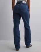 Calvin Klein Jeans - Sininen - High Rise Straight