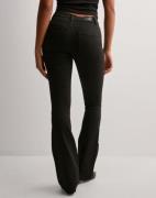 Vero Moda - Musta - Vmflash Mr Flared Jeans LI140 Ga No