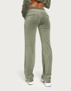 Juicy Couture - Vihreä - Del Ray Classic Velour Pant Pocket Design GOL...