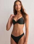 Nelly - Musta - Twisted Push Up Bikini Bra