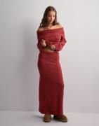 Nelly - Punainen - Slouchy Rib Knit Skirt