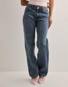 Gina Tricot - Sininen - Low straight jeans