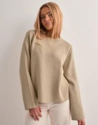 Object Collectors Item - Beige - Objreynard Square Sleeve O-Neck Noo