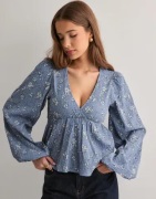 Nelly - Sininen - Fine Structure Blouse