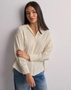 Vero Moda - Valkoinen - Vmqueeny Ls Oversize Shirt Wvn Ga N