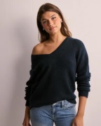 Selected Femme - Sininen - Slflulu New Ls Knit V-Neck B Noos