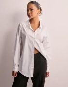 OBJECT - Valkoinen - Objtutta Lo L/S Shirt Noos