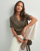 OBJECT - Ruskea - Objsanne S/S Re Shirt Noos