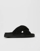 Inuikii - Musta - Slipper Woven