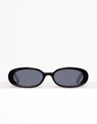 Le Specs - Musta - Outta Love