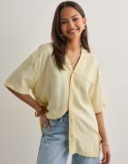 Dr Denim - Keltainen - Madi Shirt