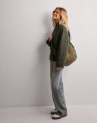 Nelly - Vihreä - Reversible Coated Jacket
