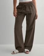 Neo Noir - Ruskea - Sonar Linen Pants
