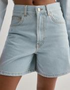 Malina - Sininen - Solene high rise denim shorts