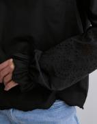 Pieces - Musta - Pcjabby Ls V-Neck Top Mm