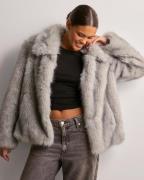 Only - Harmaa - Onlrubina Faux Fur Jacket Otw